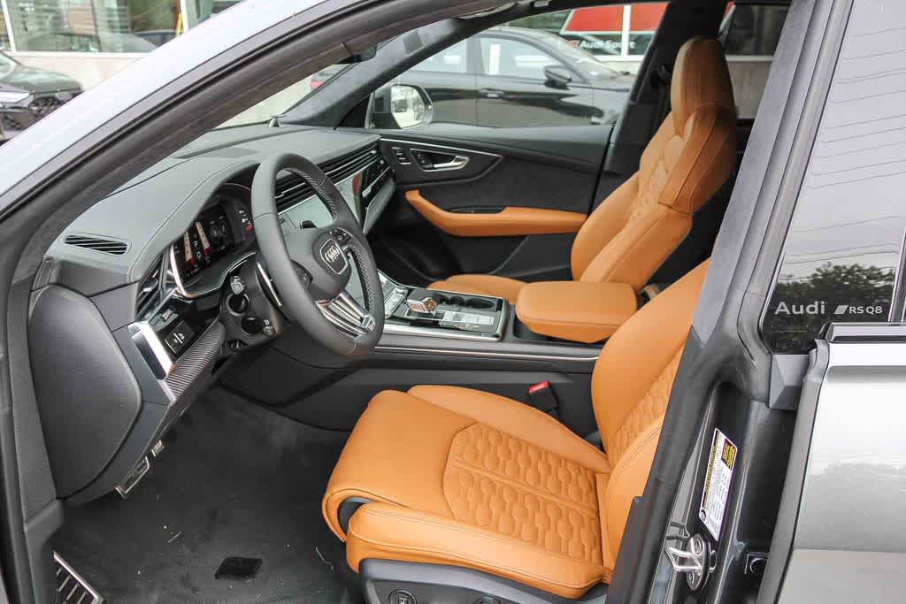 Thumbnail: 2026 Audi RS Q8 - 19