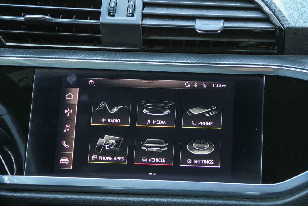 Thumbnail: 2022 Audi Q3 - 15