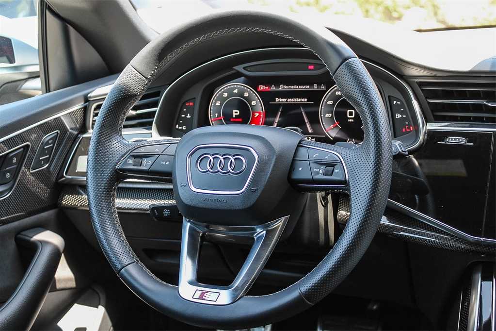 Thumbnail: 2022 Audi SQ8 - 15