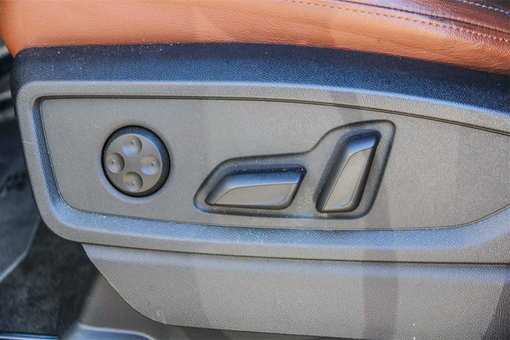 Thumbnail: 2022 Audi Q5 - 21