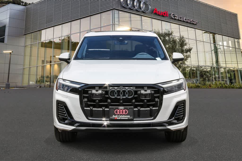 Thumbnail: 2026 Audi Q7 - 6