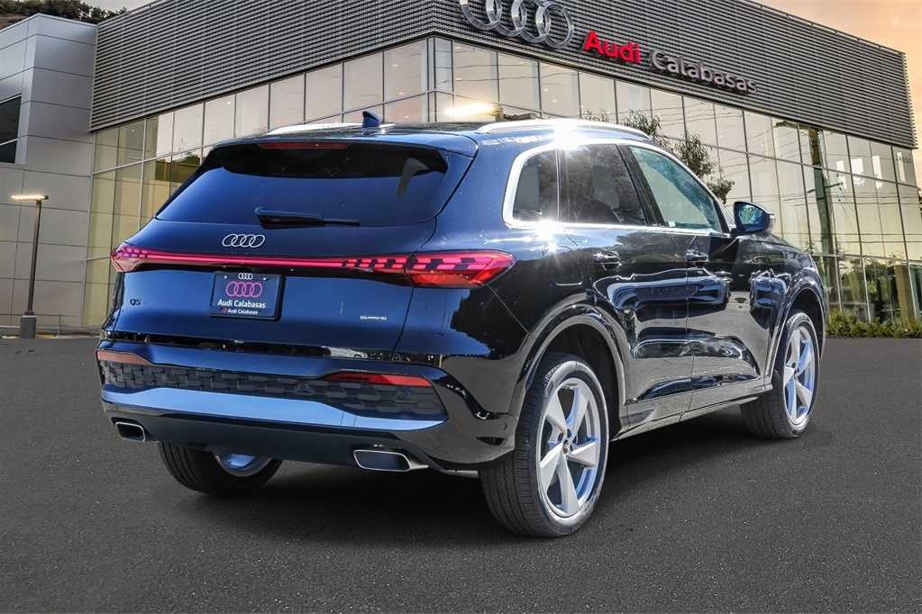 Thumbnail: 2025 Audi Q5 - 4
