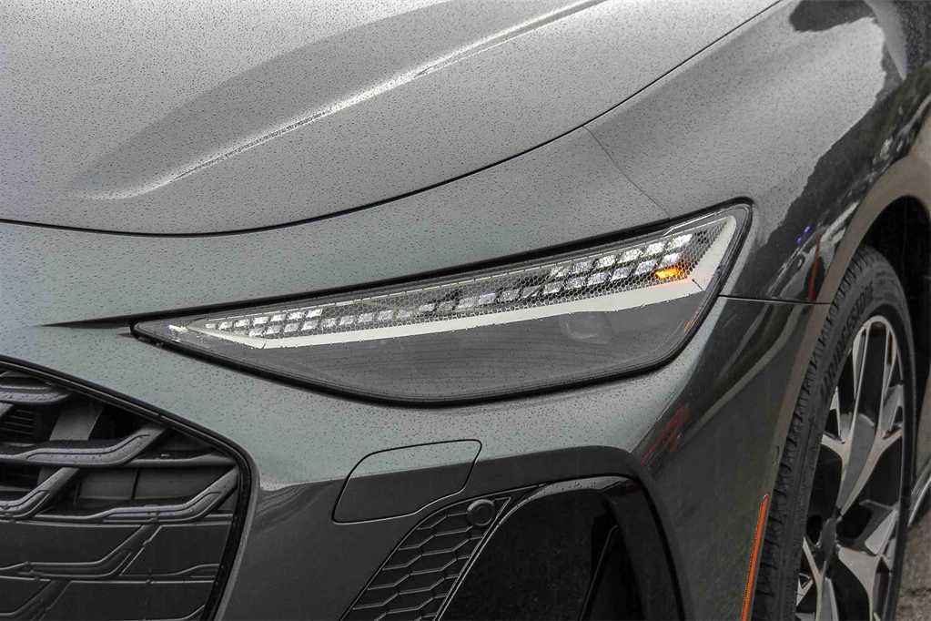 Thumbnail: 2026 Audi A6 - 7