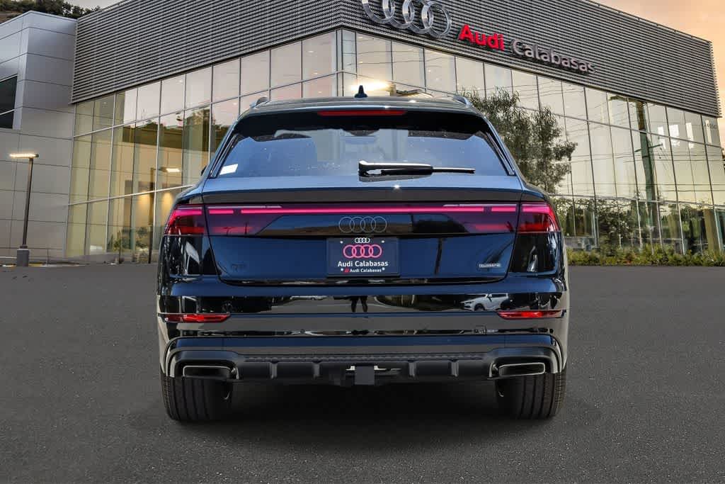 Thumbnail: 2026 Audi Q8 - 3