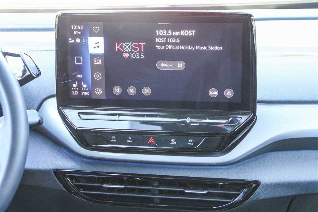 Thumbnail: 2023 Volkswagen ID.4 - 15