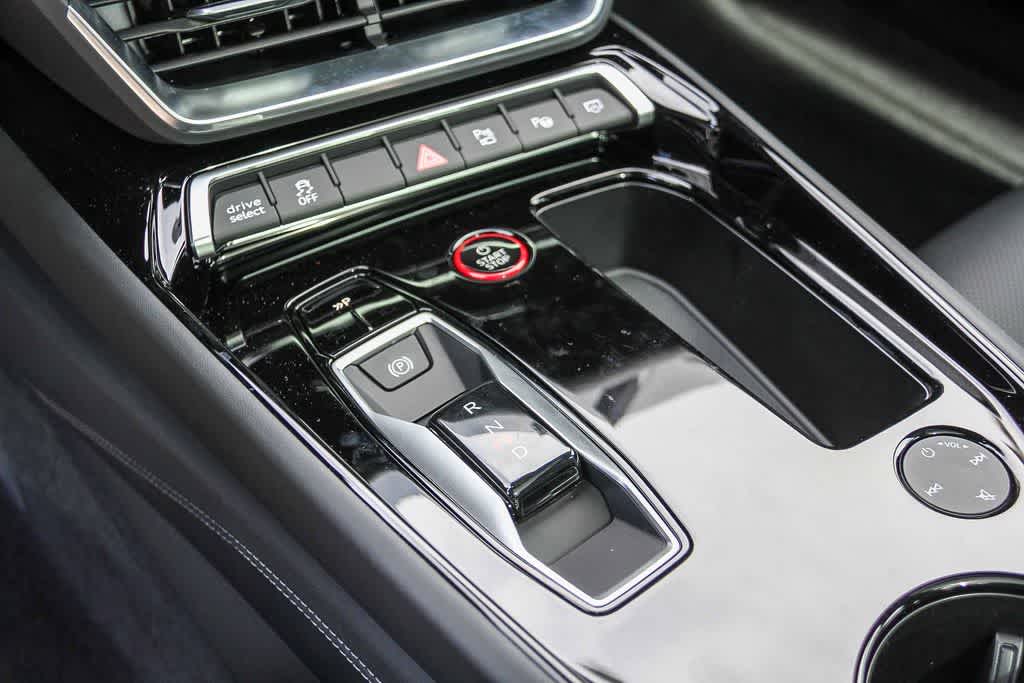 Thumbnail: 2026 Audi e-tron GT - 20