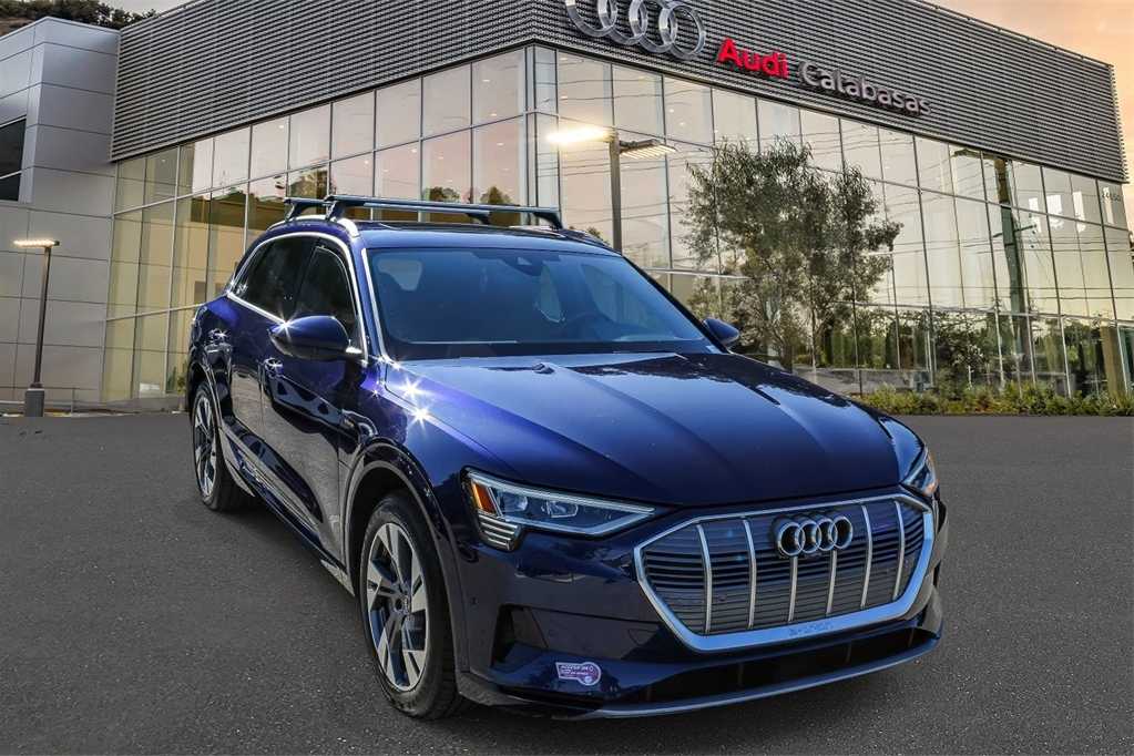 Thumbnail: 2022 Audi e-tron - 5