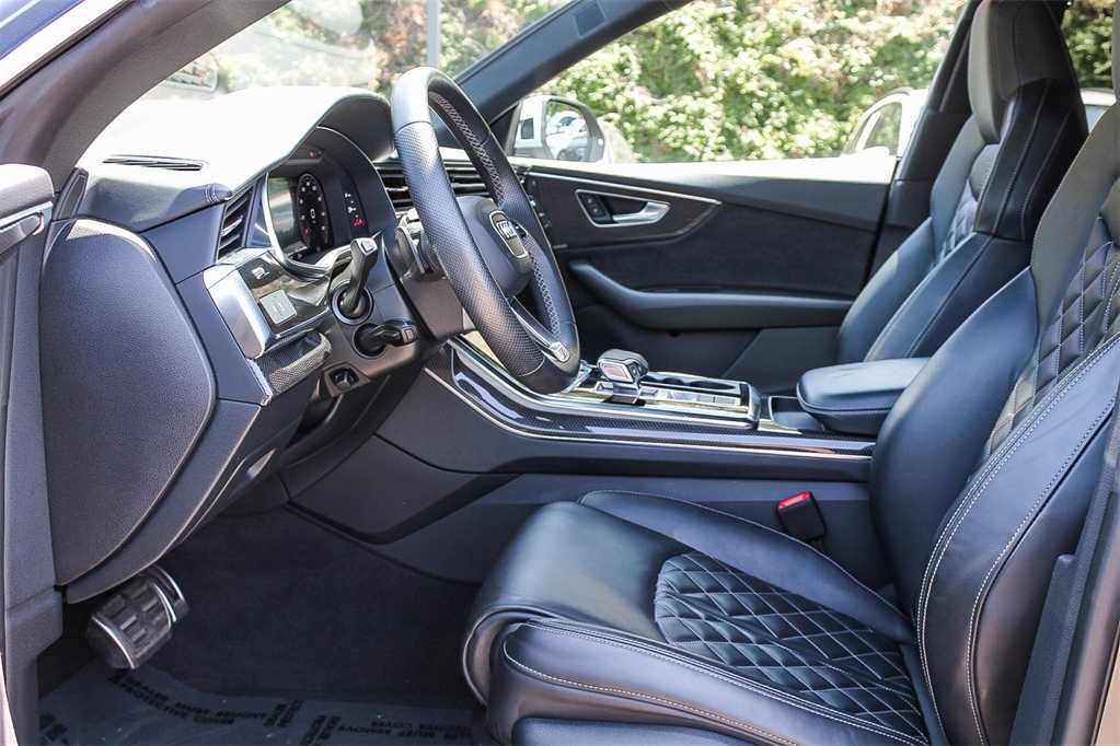 Thumbnail: 2022 Audi SQ8 - 20