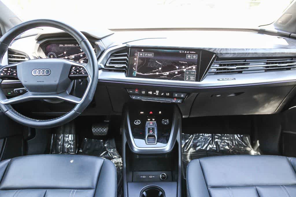 Thumbnail: 2023 Audi Q4 e-tron - 13