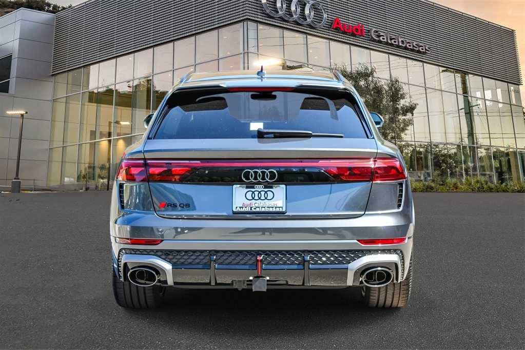 Thumbnail: 2025 Audi RS Q8 - 5