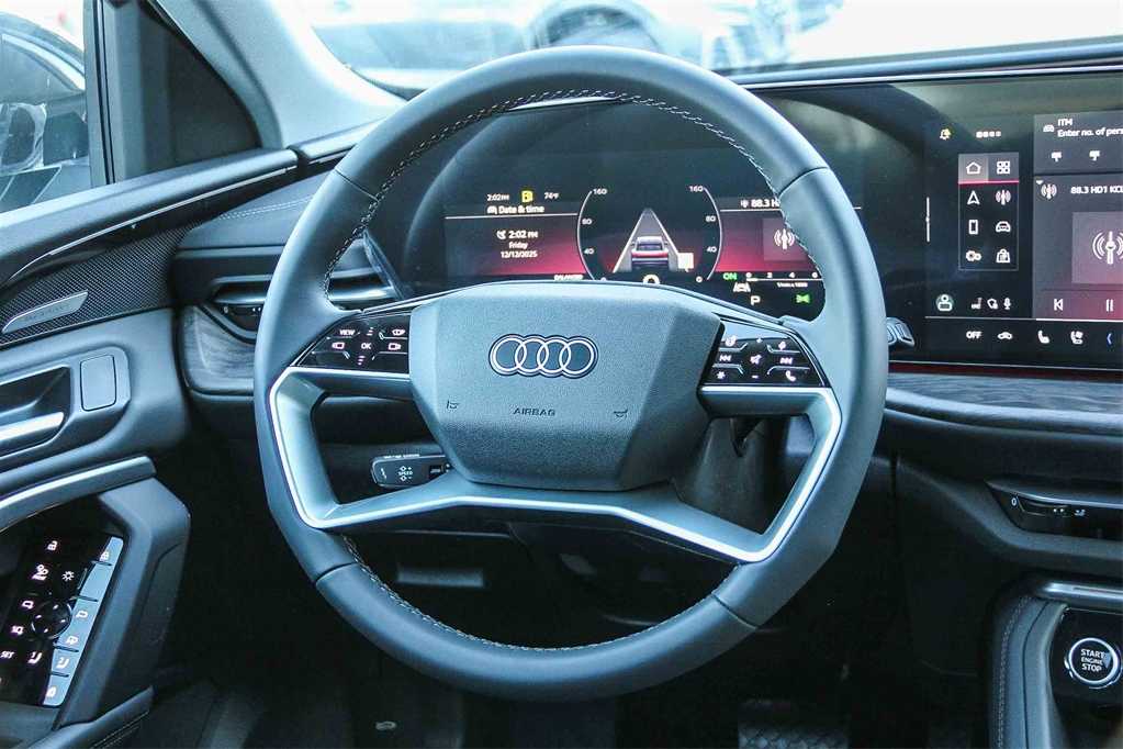 Thumbnail: 2025 Audi Q5 - 16