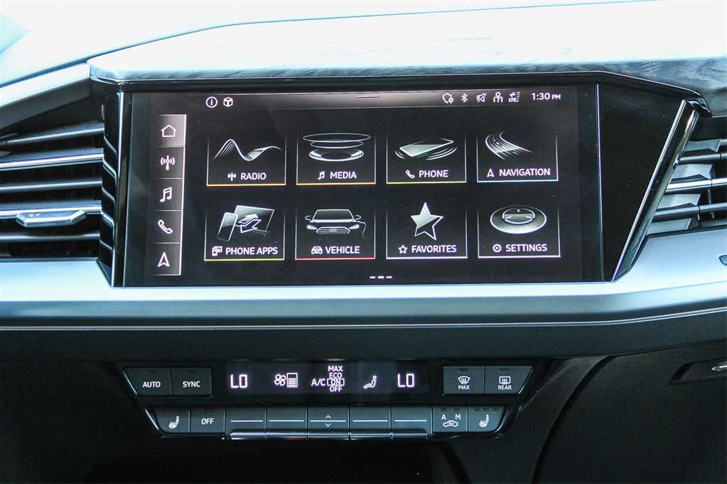 Thumbnail: 2025 Audi Q4 e-tron - 15