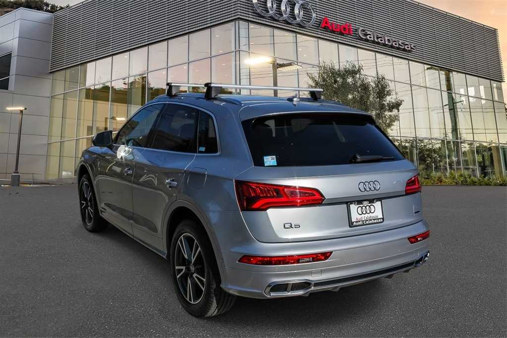 Thumbnail: 2020 Audi Q5 - 1