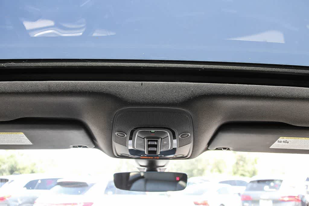 Thumbnail: 2023 Audi SQ5 - 12