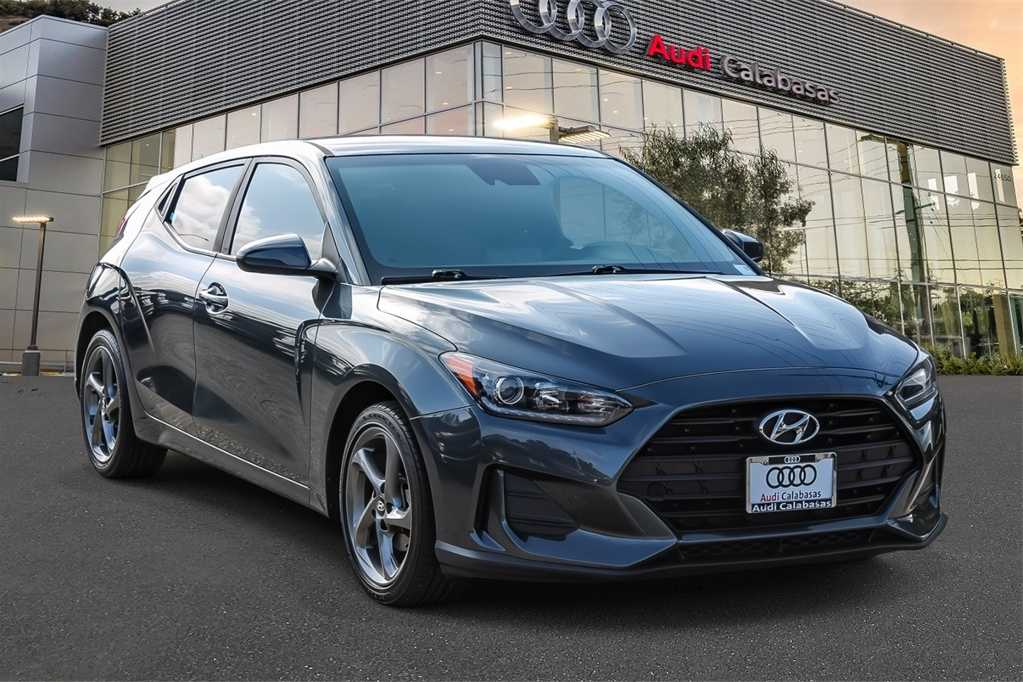 Thumbnail: 2019 Hyundai Veloster - 3