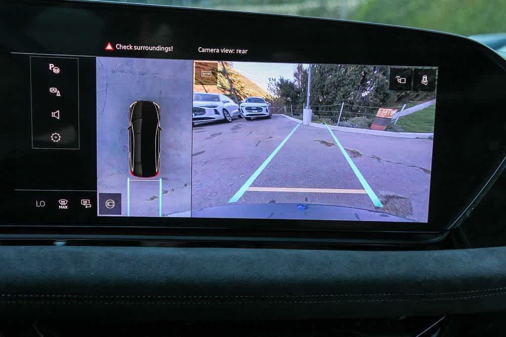 Thumbnail: 2025 Audi e-tron S - 23