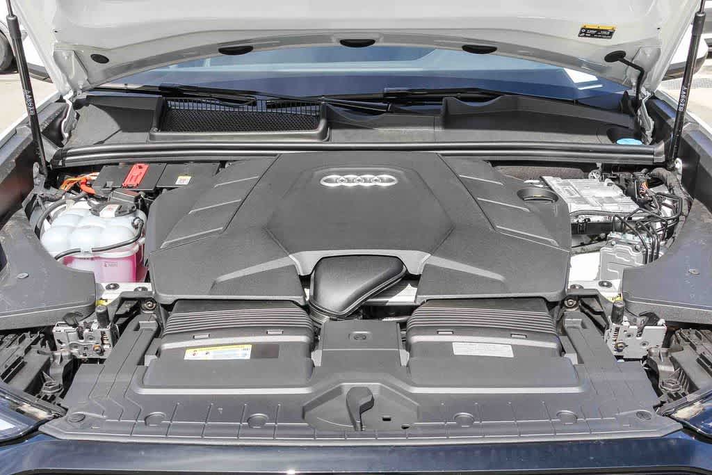 Thumbnail: 2026 Audi Q8 - 26