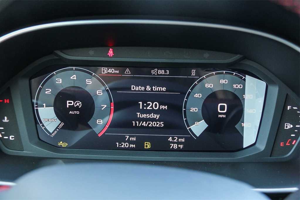 Thumbnail: 2025 Audi Q3 - 24