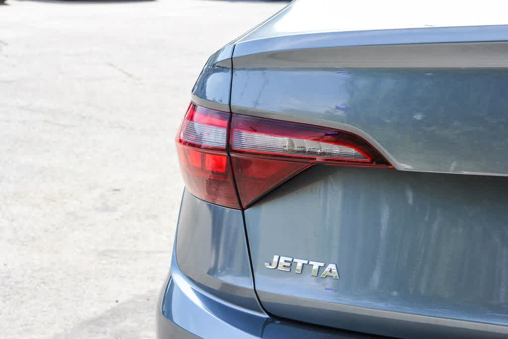 Thumbnail: 2020 Volkswagen Jetta - 11