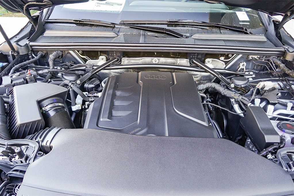 Thumbnail: 2025 Audi Q5 - 30