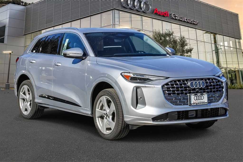 Thumbnail: 2025 Audi Q5 - 5