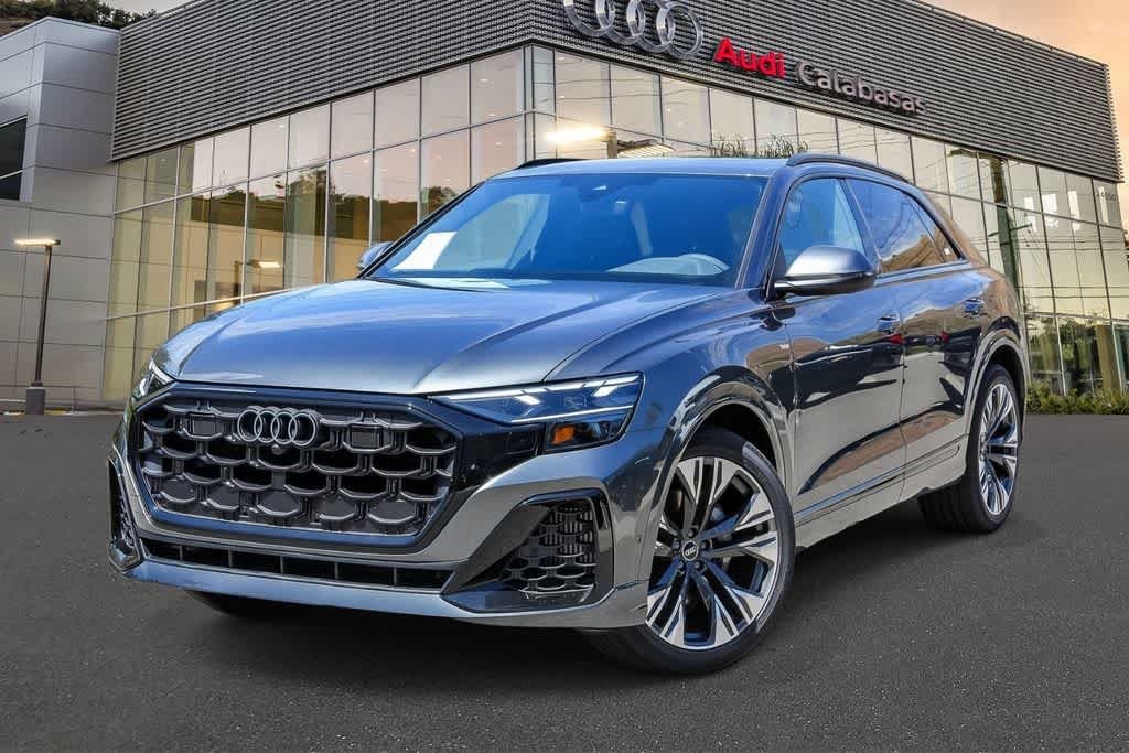 Thumbnail: 2026 Audi Q8 - 1