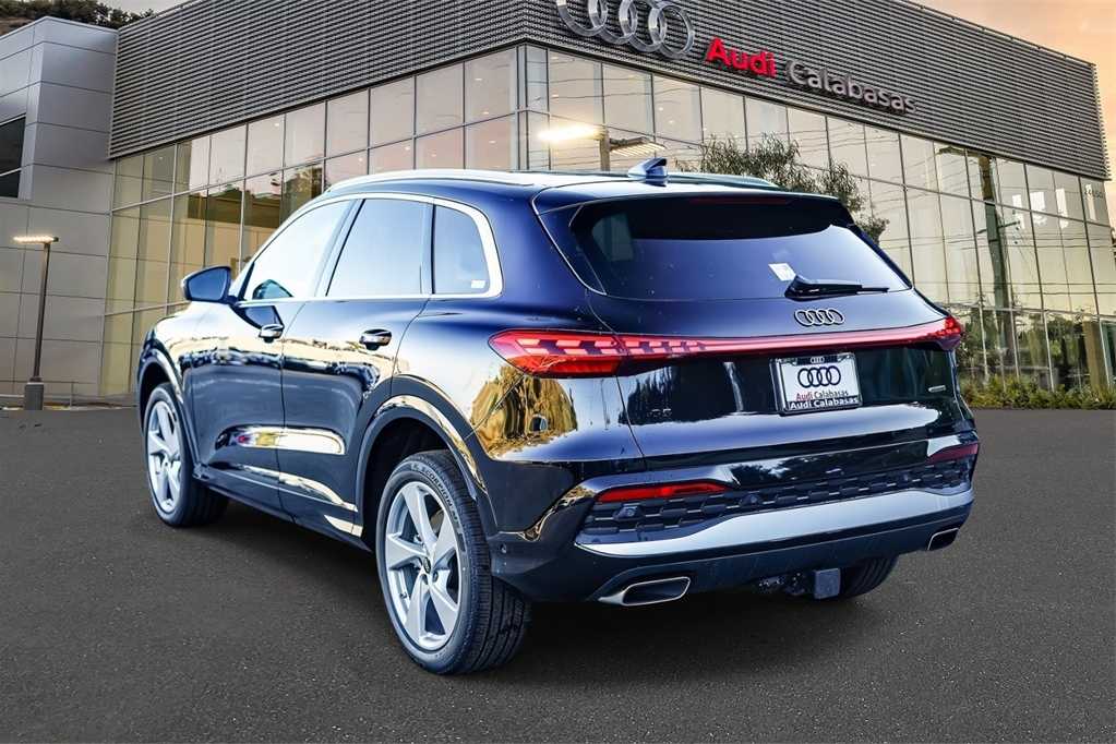 Thumbnail: 2025 Audi Q5 - 2