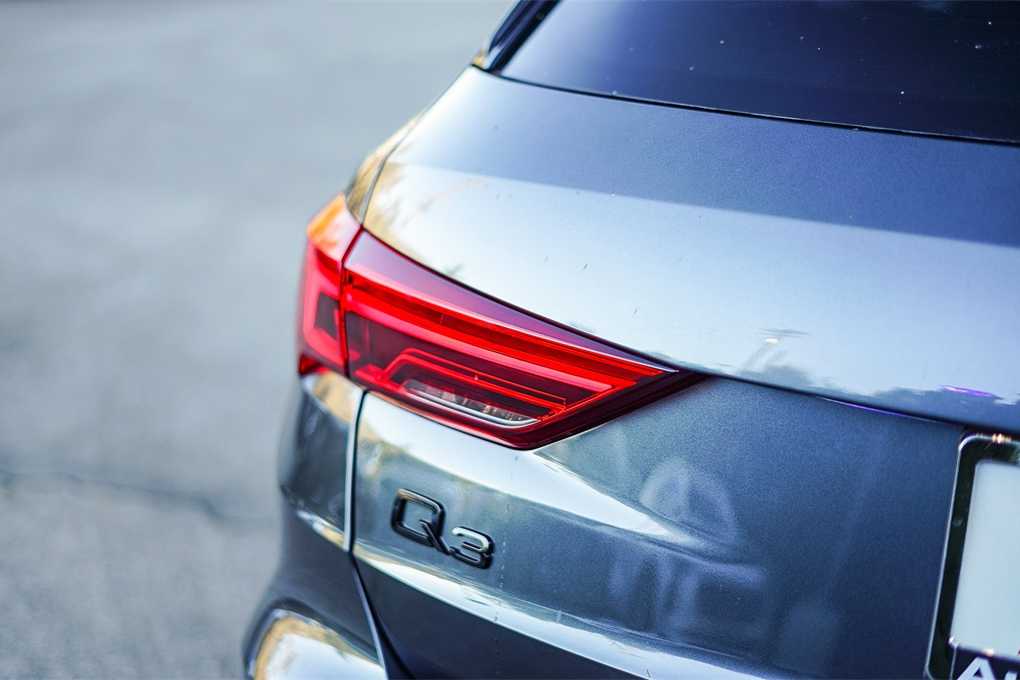 Thumbnail: 2025 Audi Q3 - 10