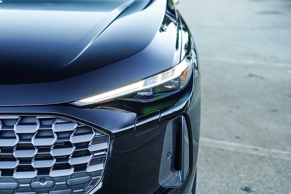 Thumbnail: 2025 Audi Q5 - 7