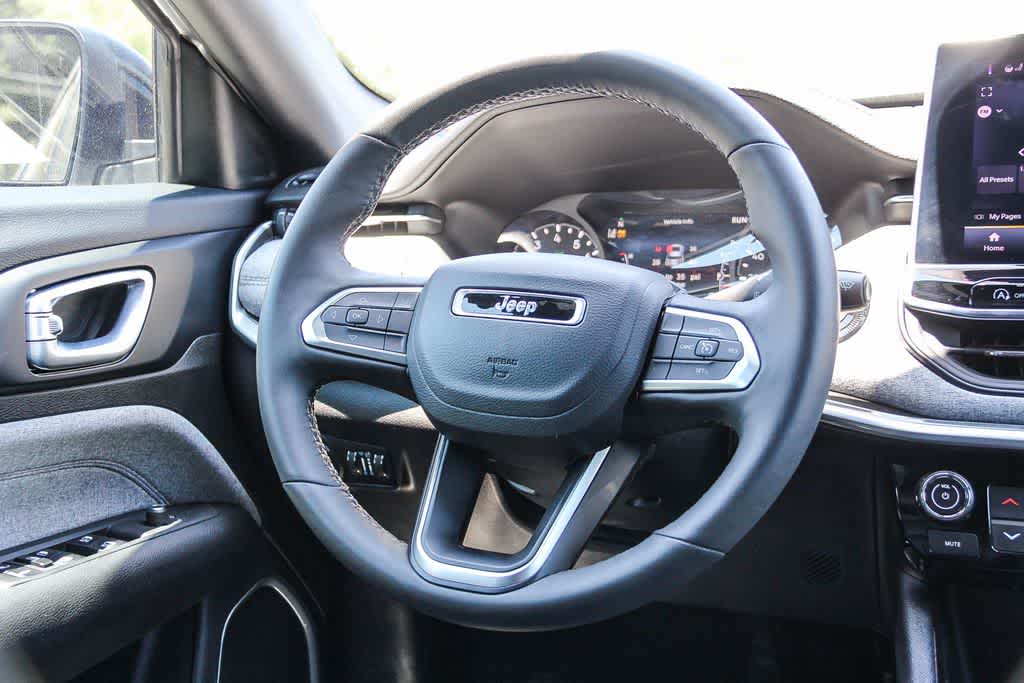 Thumbnail: 2024 Jeep Compass - 16