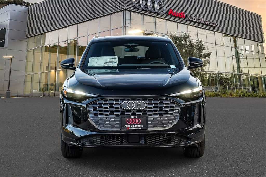 Thumbnail: 2025 Audi Q5 - 2