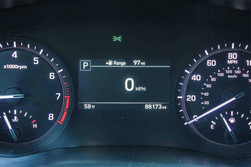 Thumbnail: 2018 Genesis G80 - 23