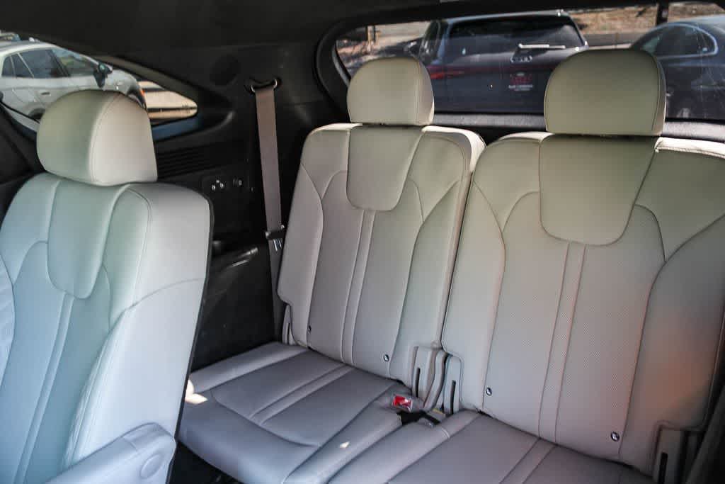 Thumbnail: 2025 Kia Sorento - 18