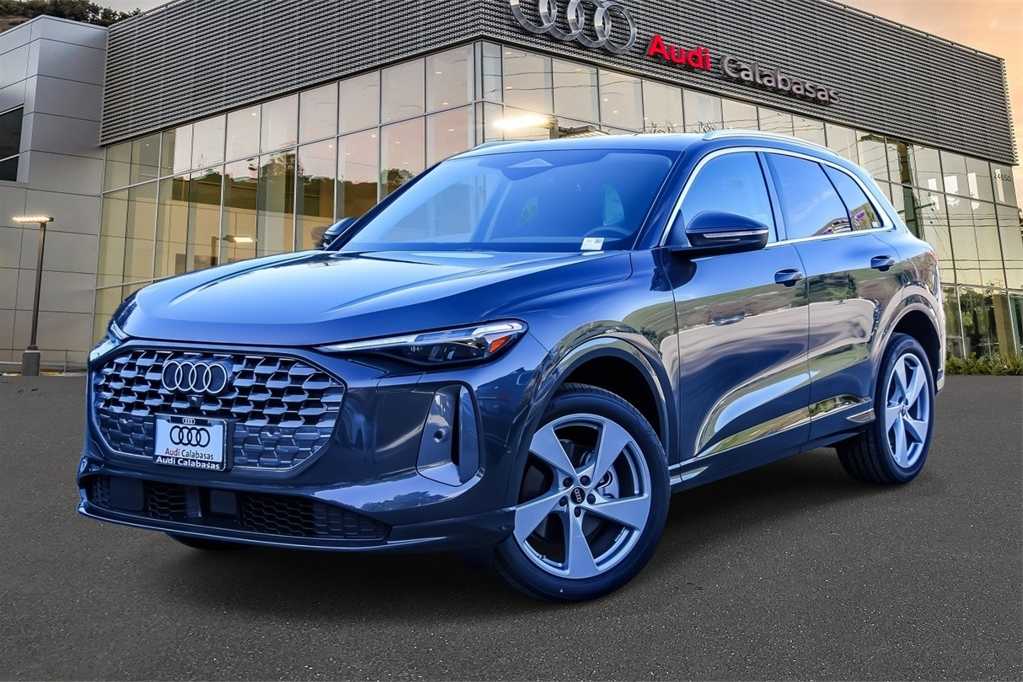 Thumbnail: 2025 Audi Q5 - 1