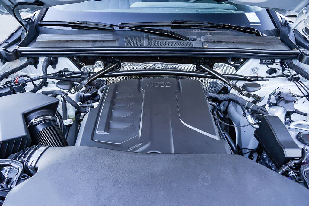 Thumbnail: 2025 Audi Q5 - 30