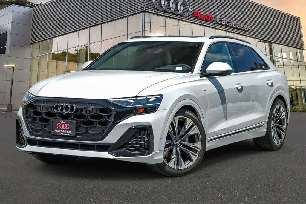 Thumbnail: 2026 Audi Q8 - 1