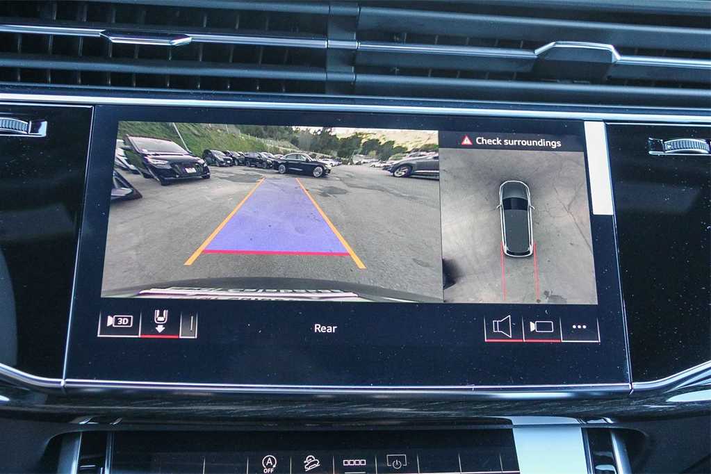 Thumbnail: 2025 Audi Q7 - 23