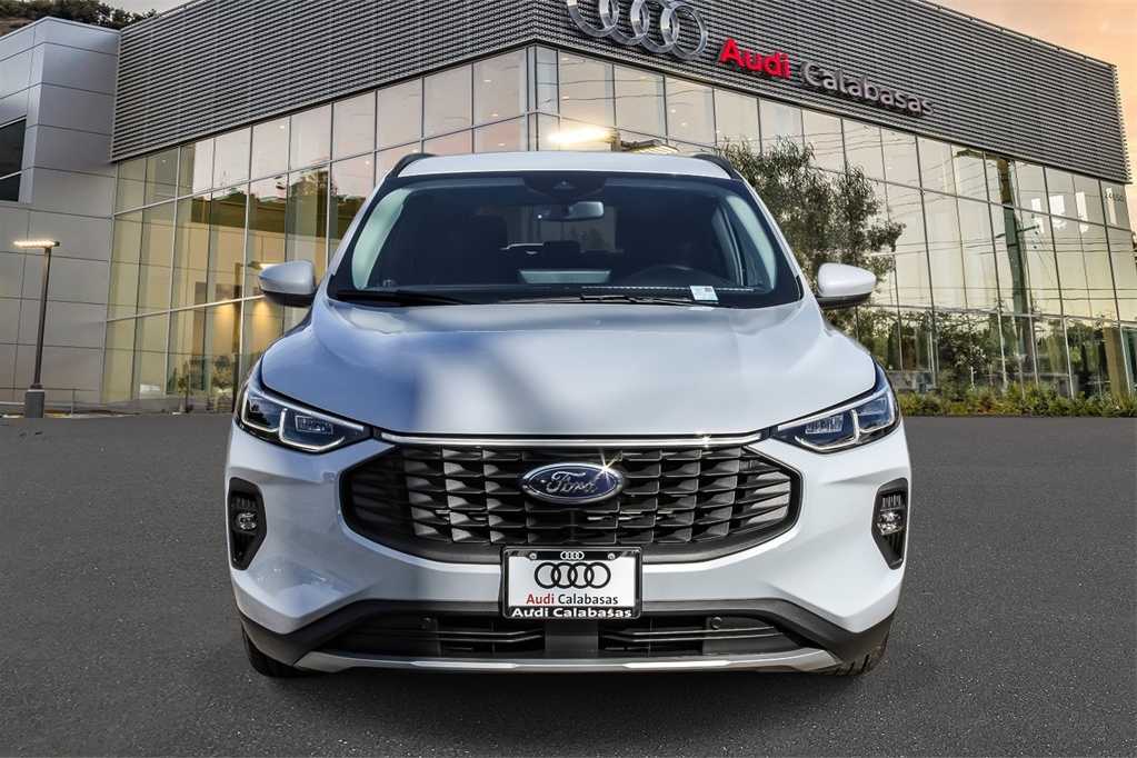 Thumbnail: 2025 Ford Escape - 6