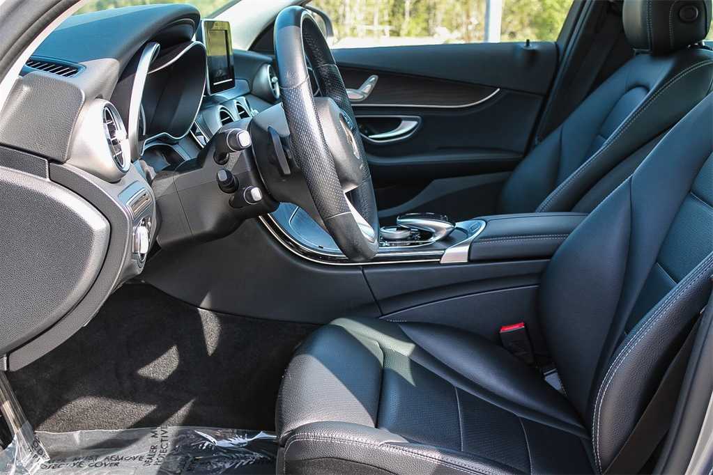 Thumbnail: 2016 Mercedes-Benz C-Class - 19