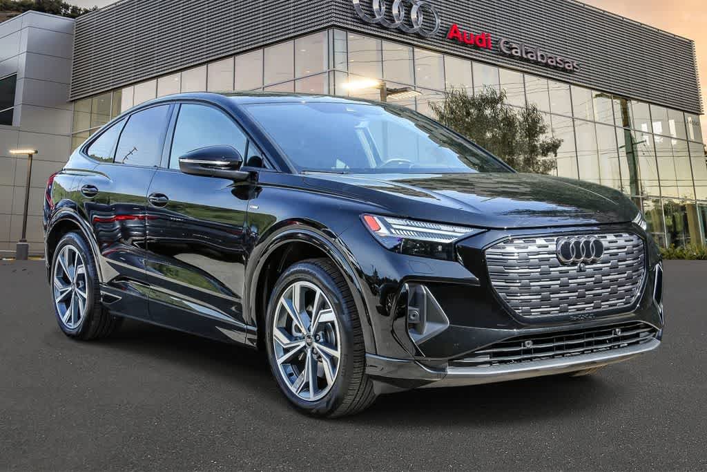 Thumbnail: 2025 Audi Q4 e-tron - 5