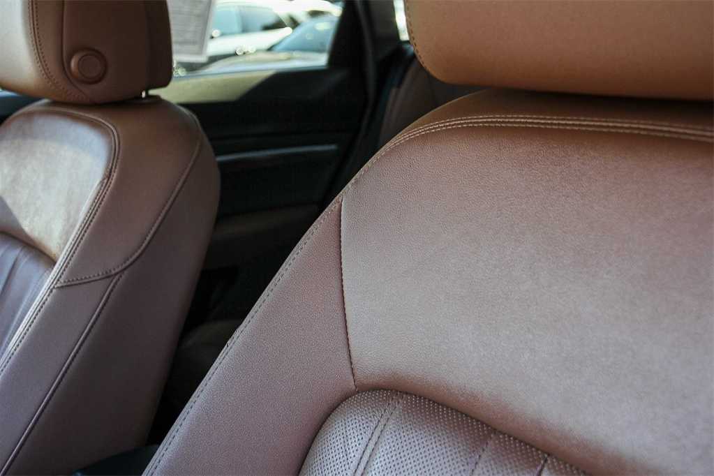 Thumbnail: 2022 Audi e-tron - 25