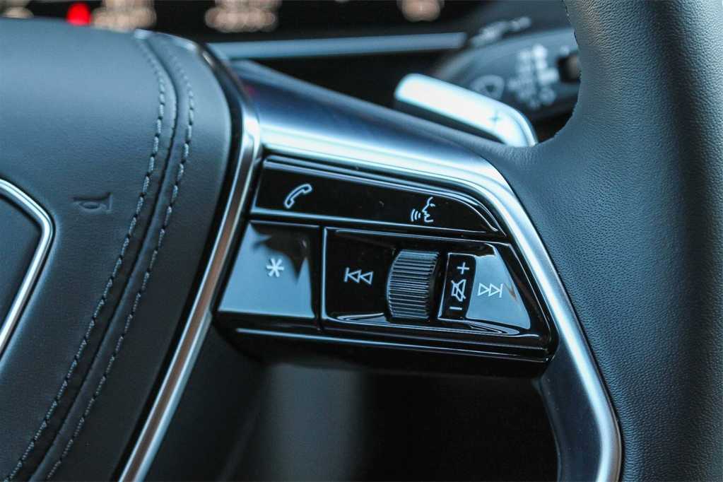 Thumbnail: 2025 Audi A8 - 17