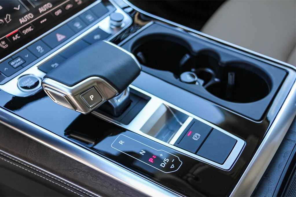 Thumbnail: 2025 Audi Q7 - 20