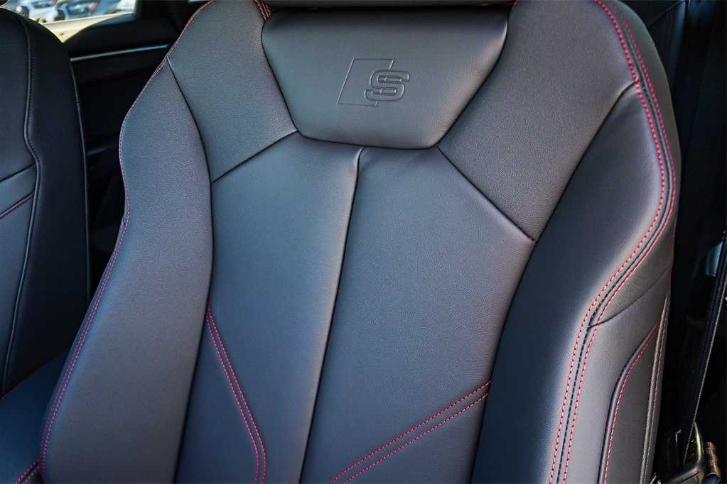 Thumbnail: 2025 Audi Q3 - 28