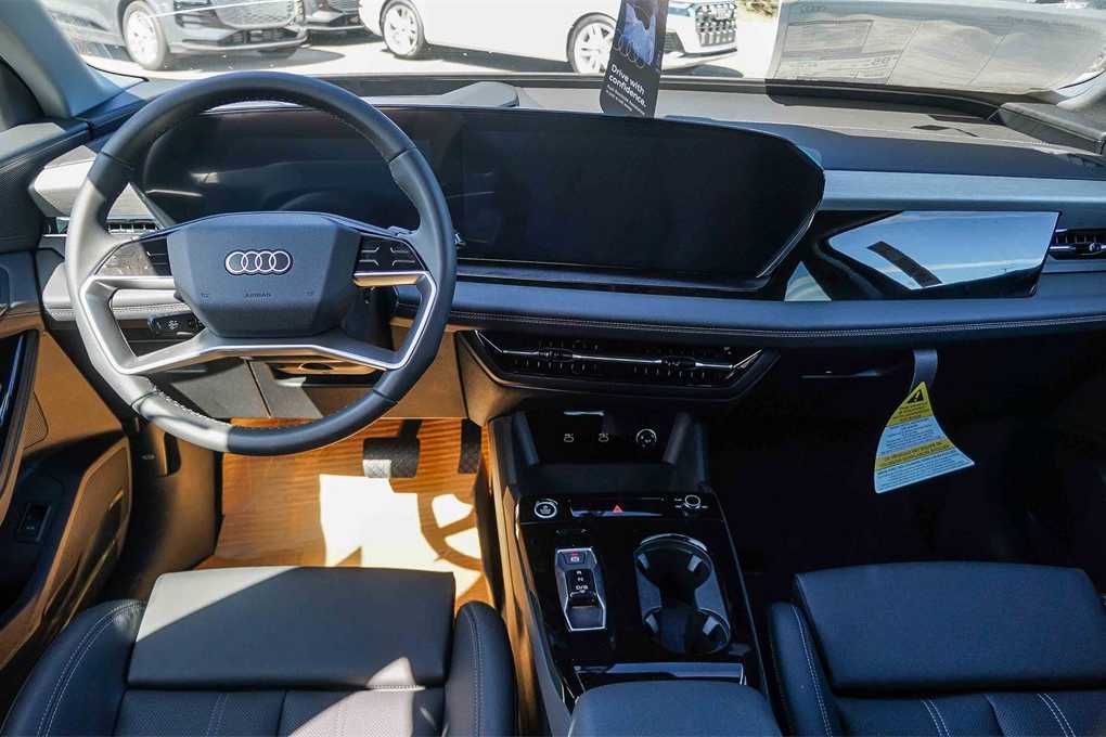 Thumbnail: 2025 Audi Q6 e-tron - 12