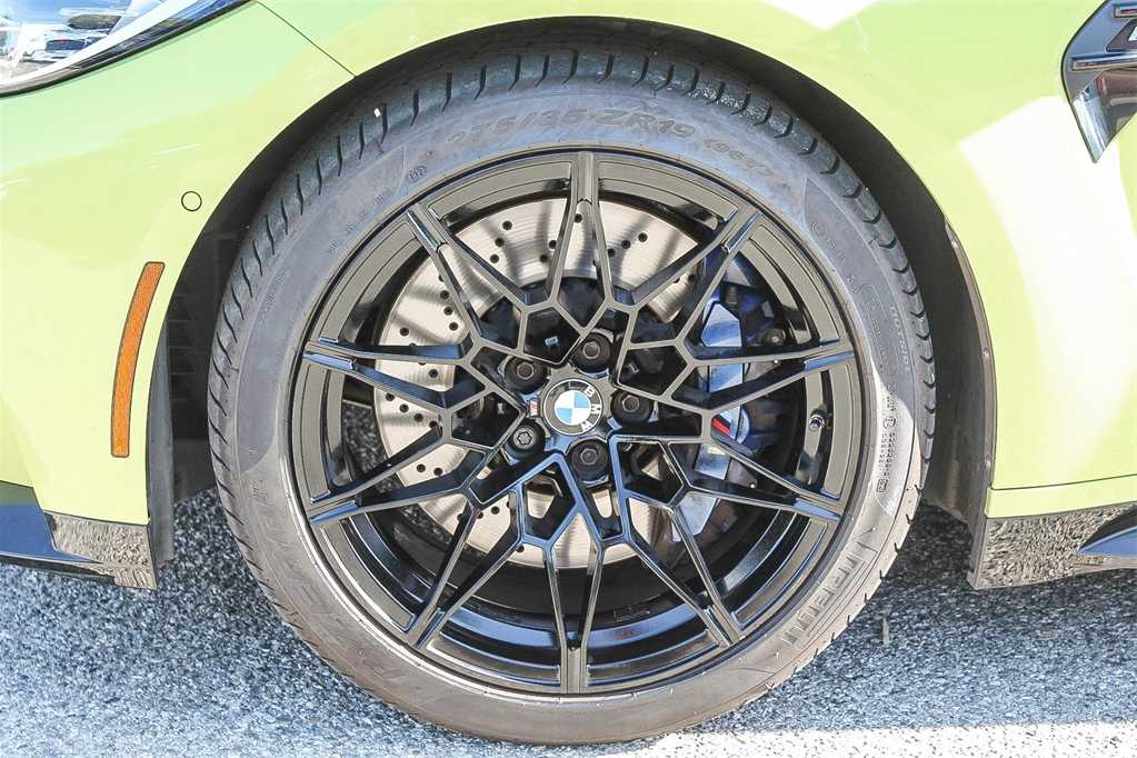 Thumbnail: 2022 BMW M3 - 10