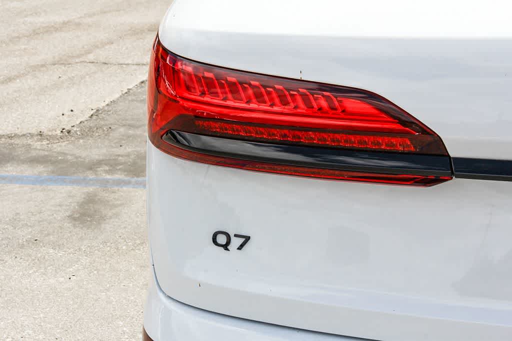 Thumbnail: 2026 Audi Q7 - 11