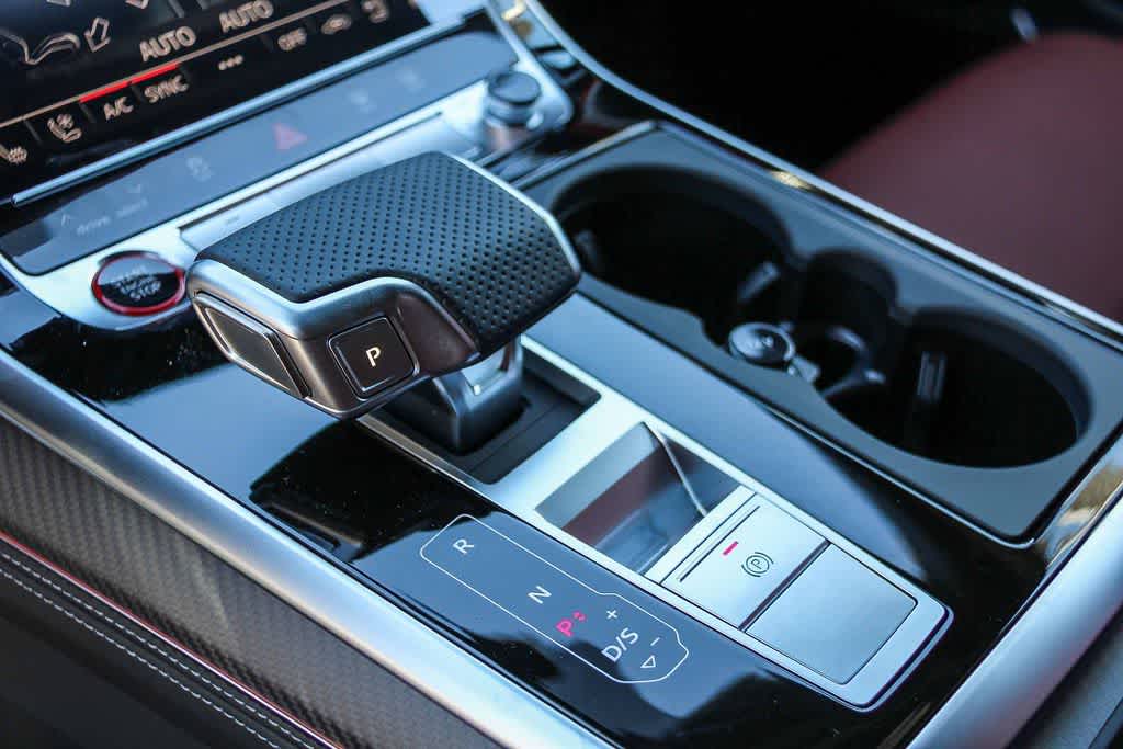 Thumbnail: 2026 Audi SQ7 - 20