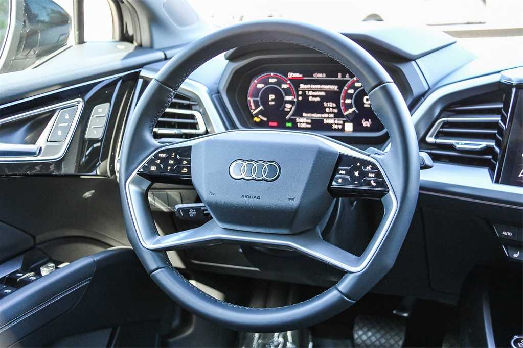 Thumbnail: 2025 Audi Q4 e-tron - 16