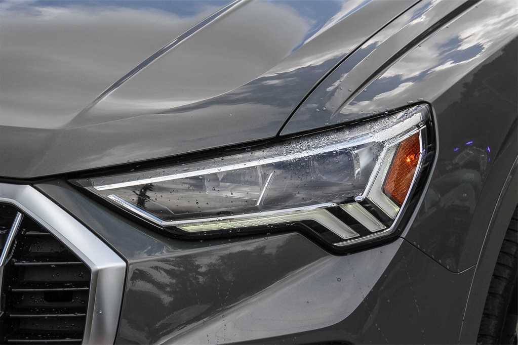 Thumbnail: 2022 Audi Q3 - 7